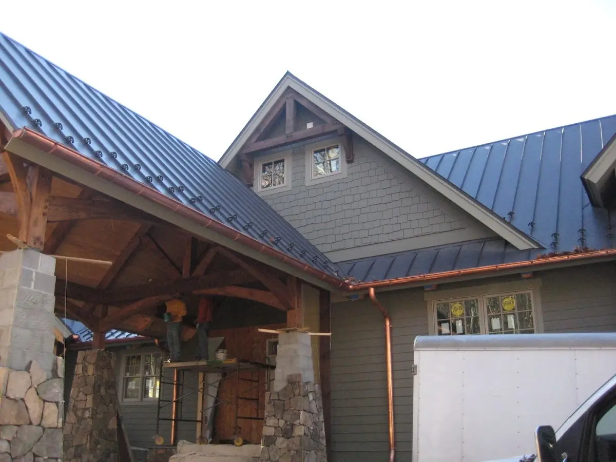 Craftsman Roofing team delivering quality roofing work in Geib